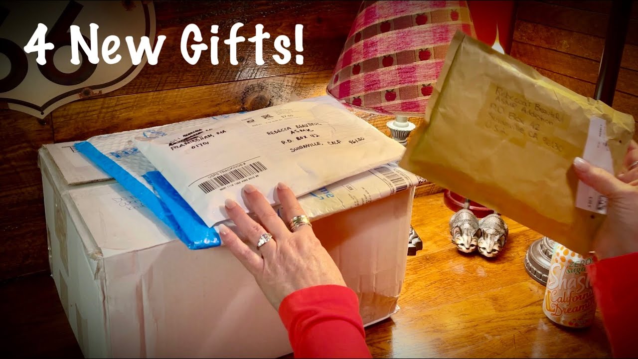 Opening 4 Gifts!! 🎁 (Soft Spoken only) Unpacking/unboxing gifts from U.S. & Spain! ASMR