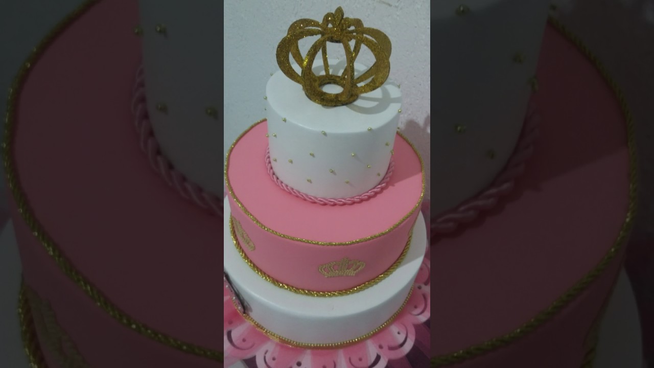 Bolo Fake Falso Tema Princesa Realeza Rosa E Dourado Coroa