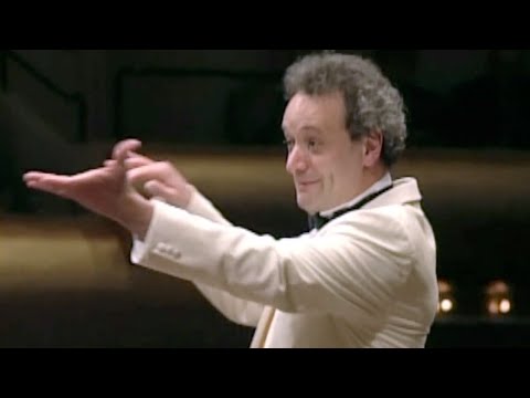 Mozart: Overture to “Le nozze di Figaro” (Mostly Mozart Festival Orchestra, 2003)