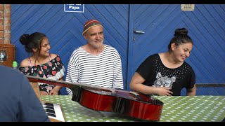 Mr. Bachmann And His Cl - Trailer Bil Sub