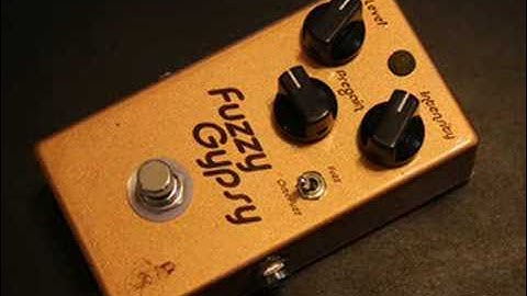 Fuzzy Gypsy Tycobrahe Octavia Clone Pedal