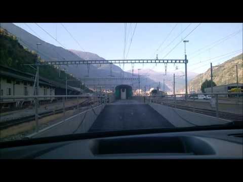 Tunnel du Simplon par le train porte-auto CFF