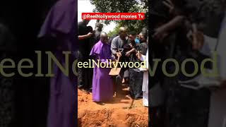 HEARTBREAKING MOMENT JUNIOR POPE WIFE & KIDS DROP SAND ON HIS COFFIN #Juniorpope #nigerianmovies