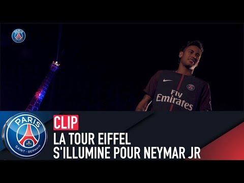 LA TOUR EIFFEL S'ILLUMINE POUR NEYMAR JR