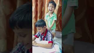 #funny online class kiska kiska aise chal rha😂?#shorts #fun #siblings  #funnyvideo #comedyshorts
