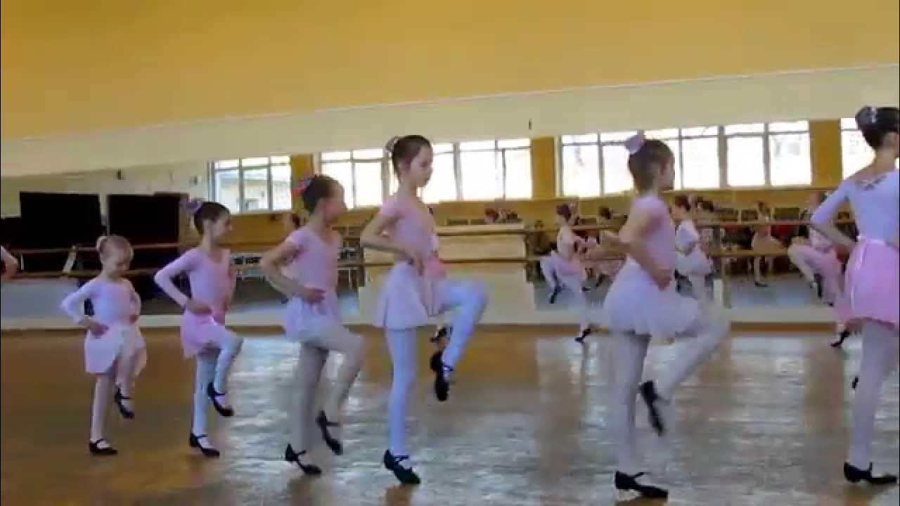 школа балета железнодорожный. арабески школа. студия балета арабеск ижевск. арабески школа. ковров школа балета арабеск.