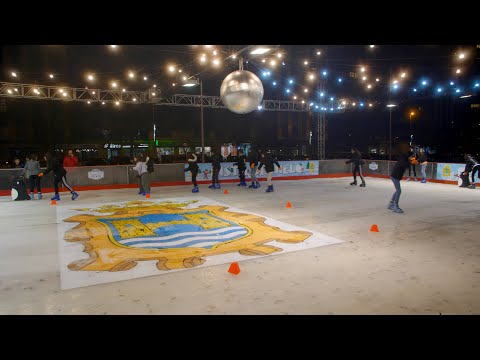 Abierto el Mercado Artesano Navideño y la pista de hielo en Ponferrada