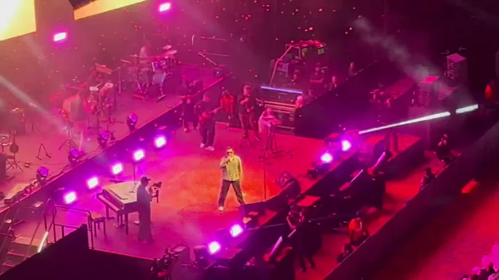 Hum Kis Gali | Atif Aslam Live | Dubai 2025 | Coca Cola Arena