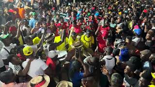 La frik ginen  (Educa band) nan defile AVOMA peredo