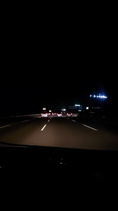 story wa/ig nyetir di tol malam