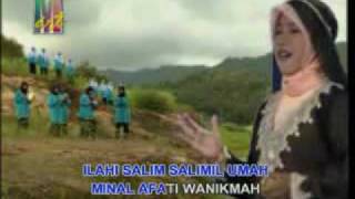 Wafiq Azizah Wahdana - Sholawat Badar