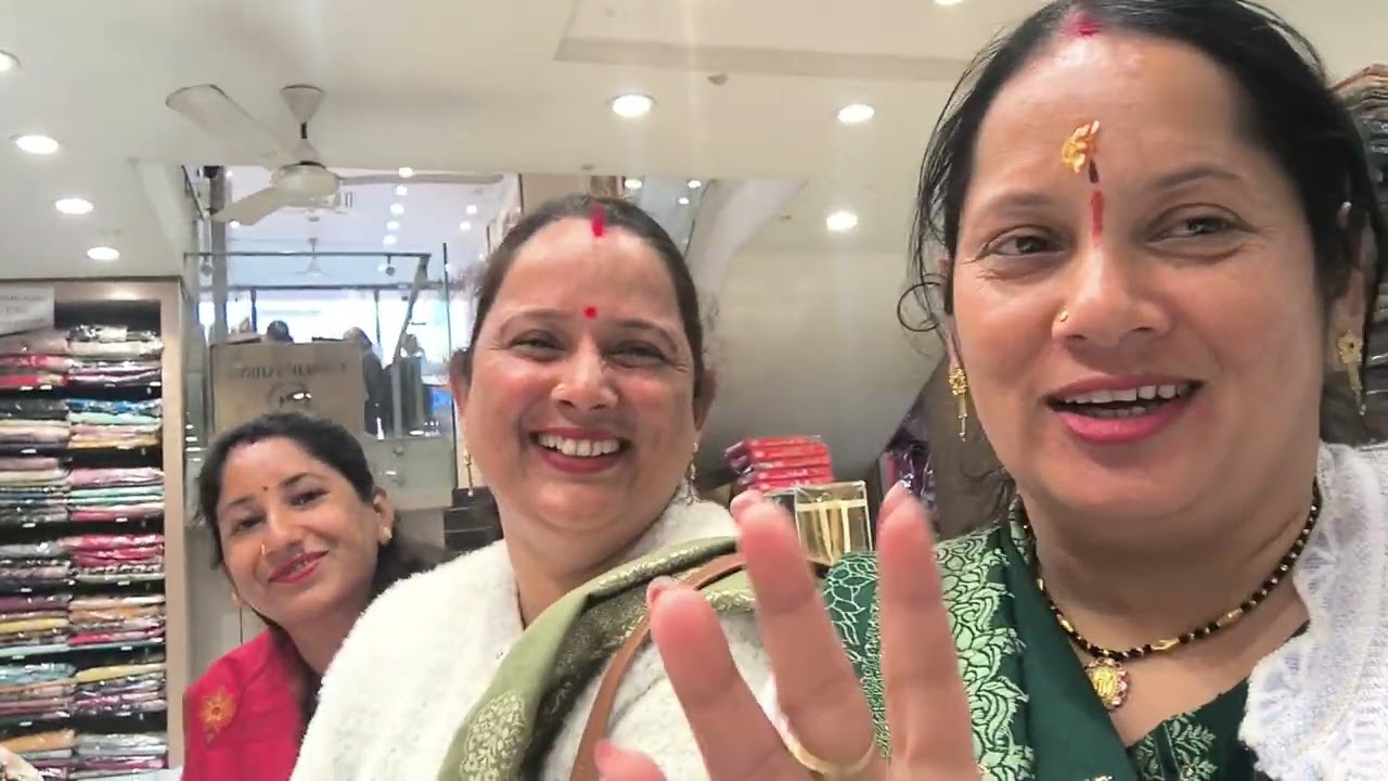 Kashmiri collection में करी Shopping😍🛍️ New Stock बहुत सुंदर साड़िया 😍👌