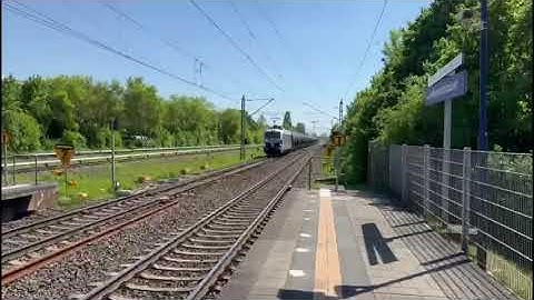 Macro of the tanker with 248 058 from RheinCargo during the passage  #macro #248 #trainspotting
