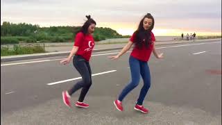 Просто танцуют круто !!!