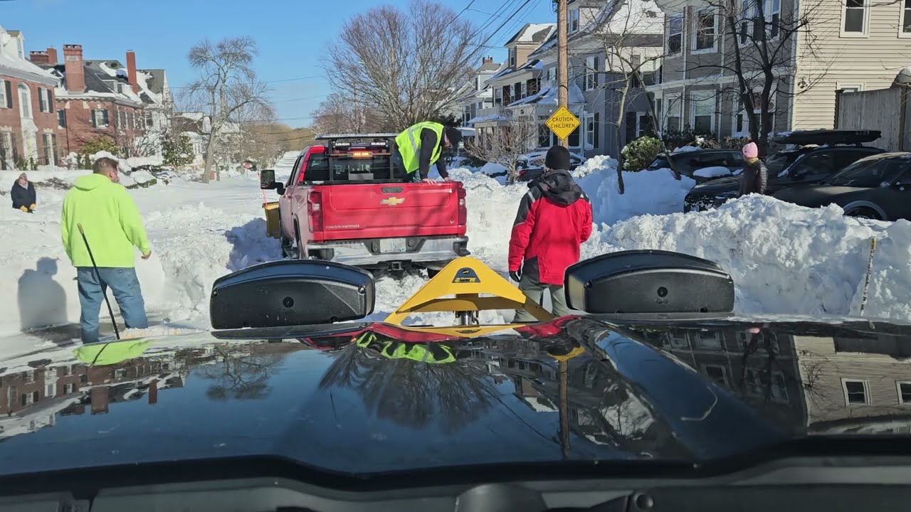 Saving DPW in Providence, RI in Blizzard 2026. (RAW FOOTAGE) 