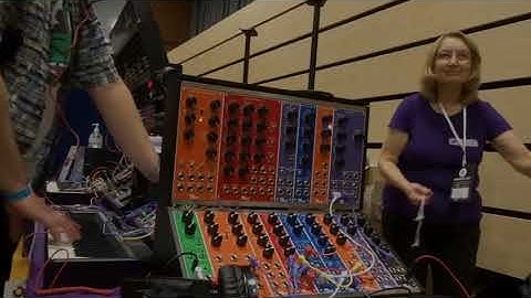 SYNTH COOK SHOP -SYNTHFEST UK 22 AS SEEN FROM A SCOOTER