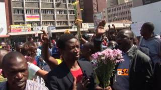 Zimbabwe Turns to Riot Police to Disperse Protest