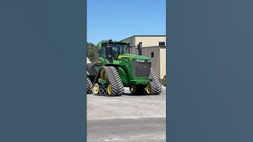 John Deere’s first diesel tractor (Model R) ↗️ modern day diesel tractor #9rx #johndeere #tractors