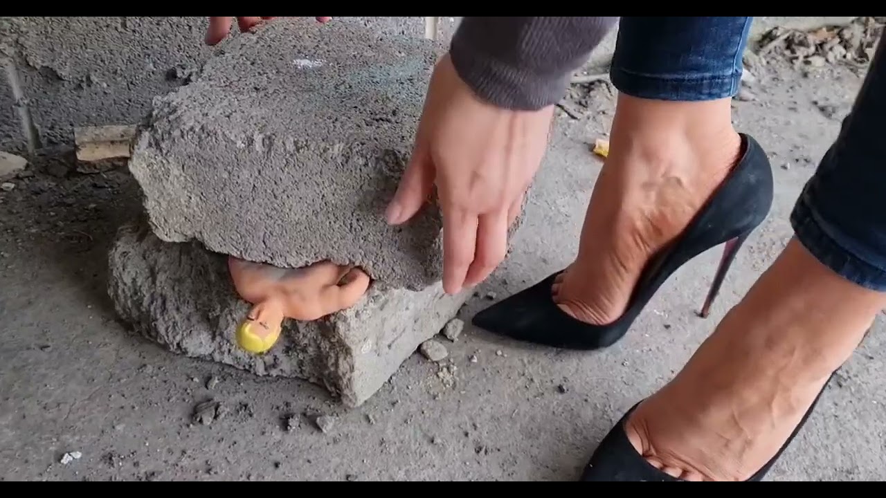 High heels crush a man 