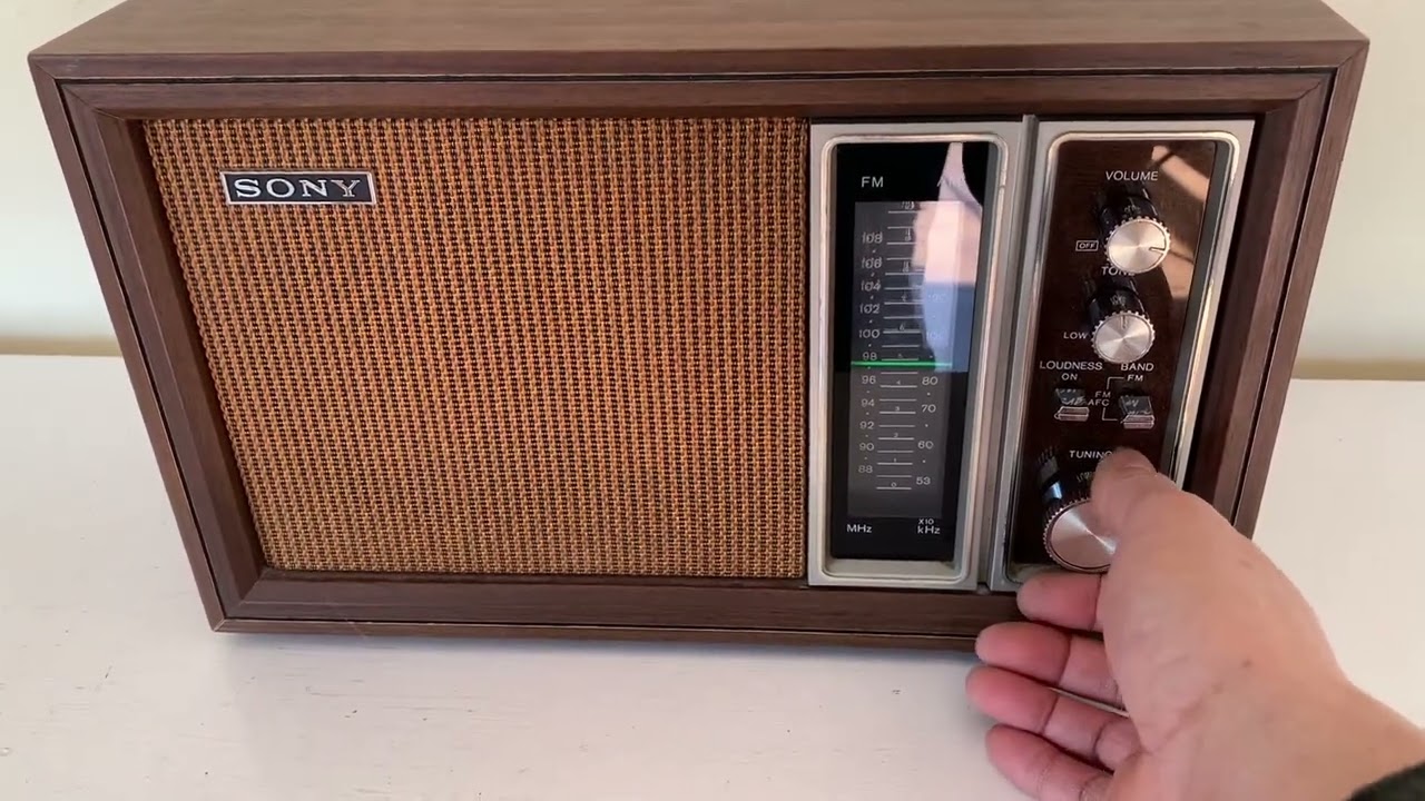 Sony Only! 1975-1977 Sony Model TFM-9450W AM/FM Solid State