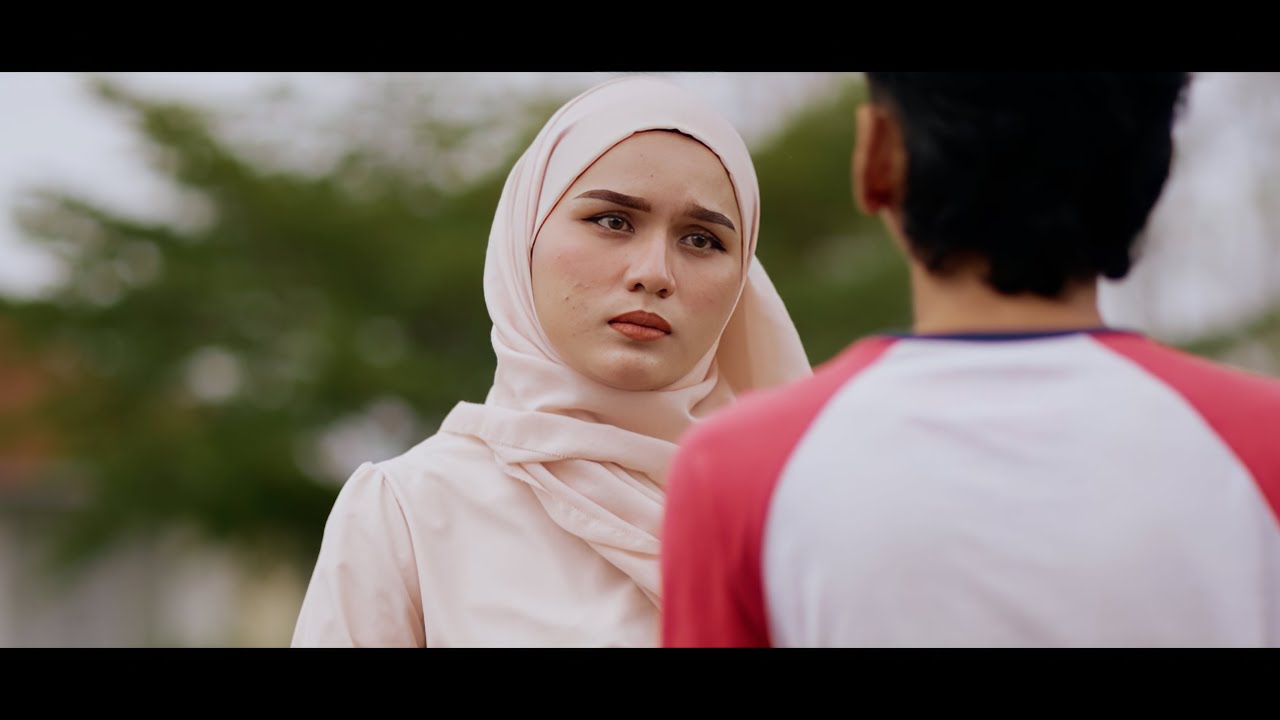 Lelaki Miskin Dilarang Jatuh Cinta