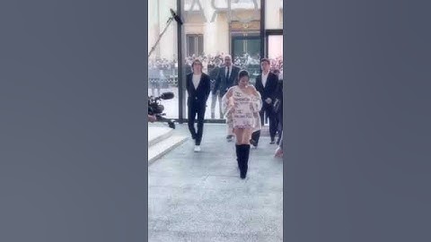 Jennie takeover chanel paris fashion week #shorts #kpop #jennie #blackpink #fyp #JENNIExCHANELSS23