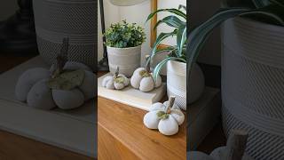 DIY Pumpkins with pantyhose?! #homedecordiys