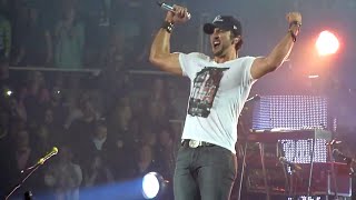 Luke Bryan Biceps Flexing Montage - Hot