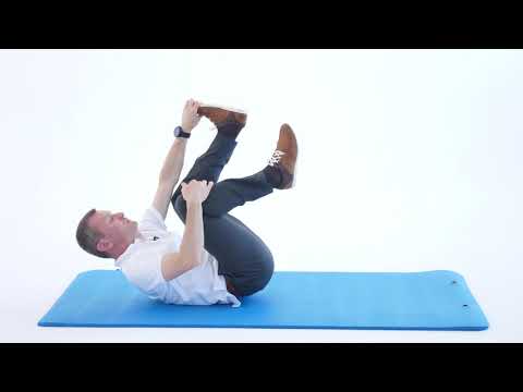 Wideo: Jak rozciągnąć mięśnie pleców: 13 kroków (ze zdjęciami)