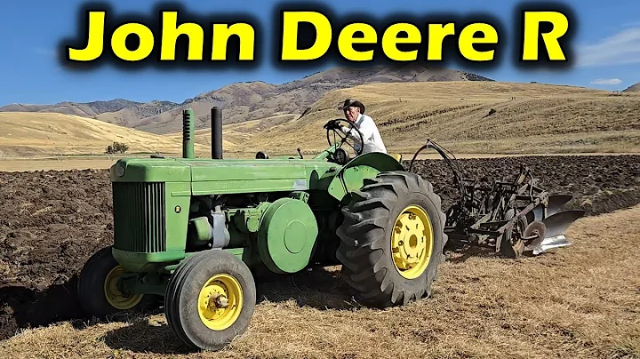 John Deere R - Plowing with a 202 Plow