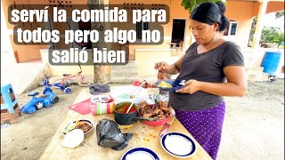 Mi Niño empezó con sus berrinchitos decidimos ya no grabar en hora de almuerzo