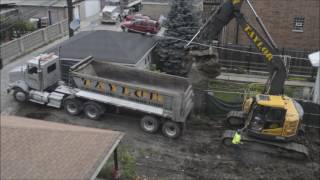 Volvo ECR235CL Loading Kenworth Dump Trucks [822016]