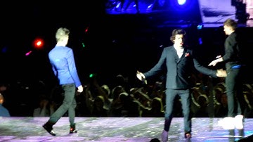 One Direction - One Way Or Another @ The O2 23/02/13