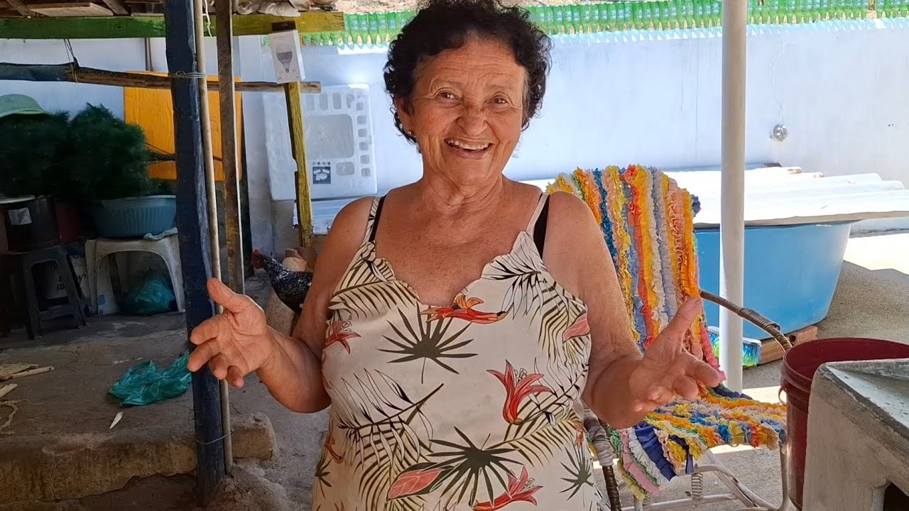 HOJE A VISITA FOI NO SÍTIO PRIMAVERA FAZ BEM Com  D. Verinha...