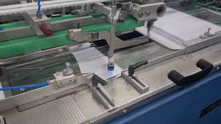 Testing a filled C4 envelope inserting in a B4 envelope on Buhrs ITM BB700 envelope inserter mailing The Expanding C4 Envelope