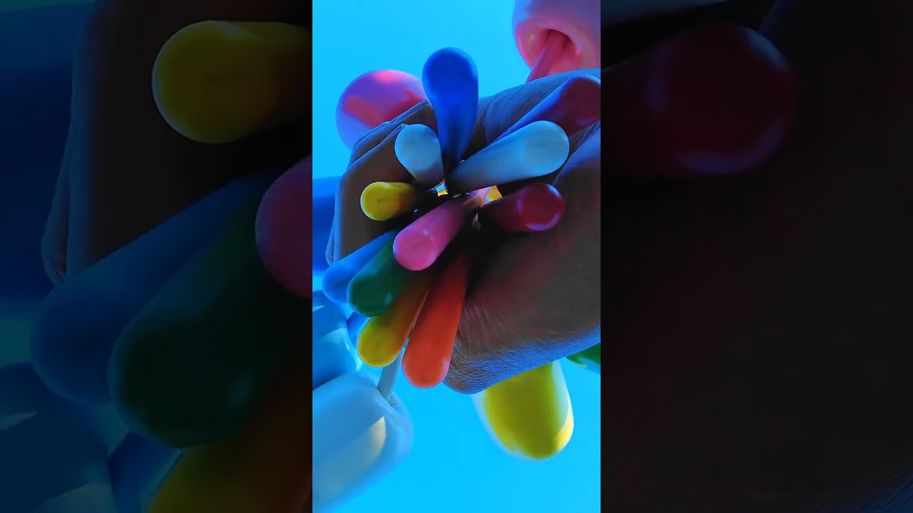 Bouquet of Tulips by Jeff Koons 😍👍❤️ Paris Walking Tour  🇫🇷 