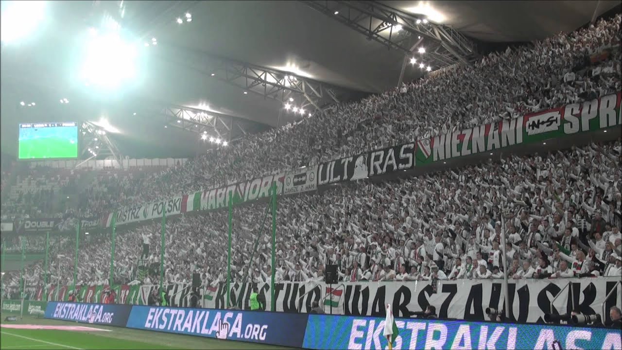 W pociągu jest tłok, w tramwaju jest tłok