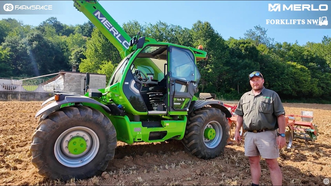 Wat kry jy as jy 'n trekker en 'n telehandler kombineer?