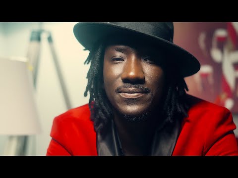MAO SIDIBÉ - Love again (clip officiel)