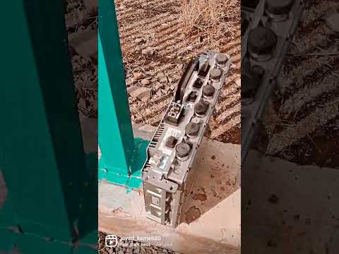 رعد و برق زد دکل عزیزمو سوزوند اومدن درستش کنن و یه انتن 4 5 بزارن جاش ولی قبلی درست شد
