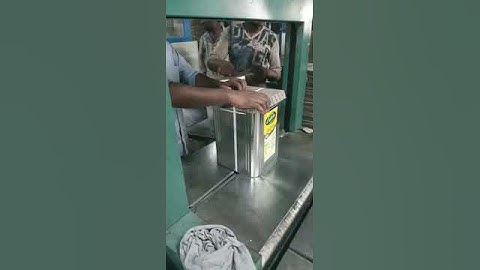 SIGNODE MAKE OIL TIN AUTOMATIC STRAPPING MACHINE