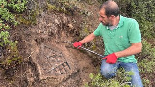 Ancient Roman Period Treasure Remains Came Out of the Wall!!!