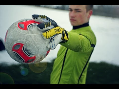 adidas Predator Fingersave Allround 2013 Hands-On & Unboxing | Goalkeeper Gloves