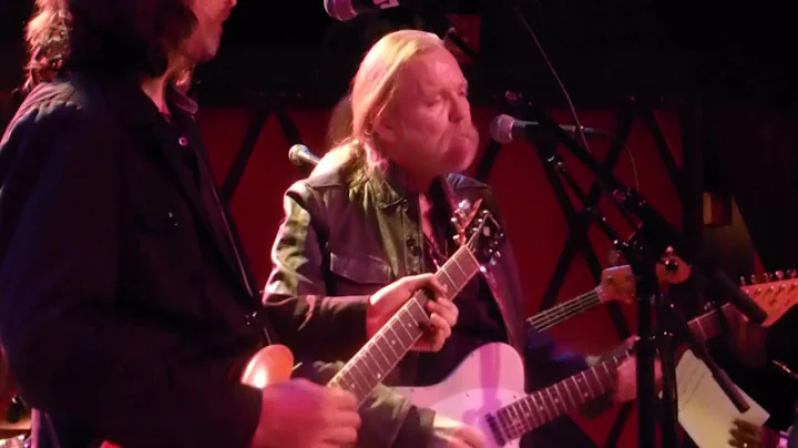 "Ain't Wastin' Time No More" - GREGG ALLMAN with S...