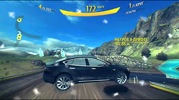 Asphalt 8 on Windows 10 with Xbox One Controller