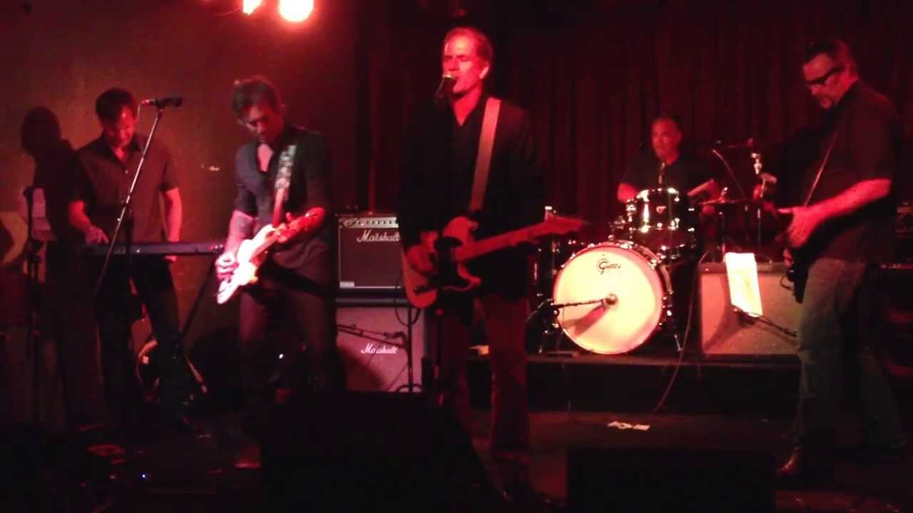 THE VOICES - Live at The Griffin - San Diego, CA - 8/3/2013 - "She Talks So Sweetly"