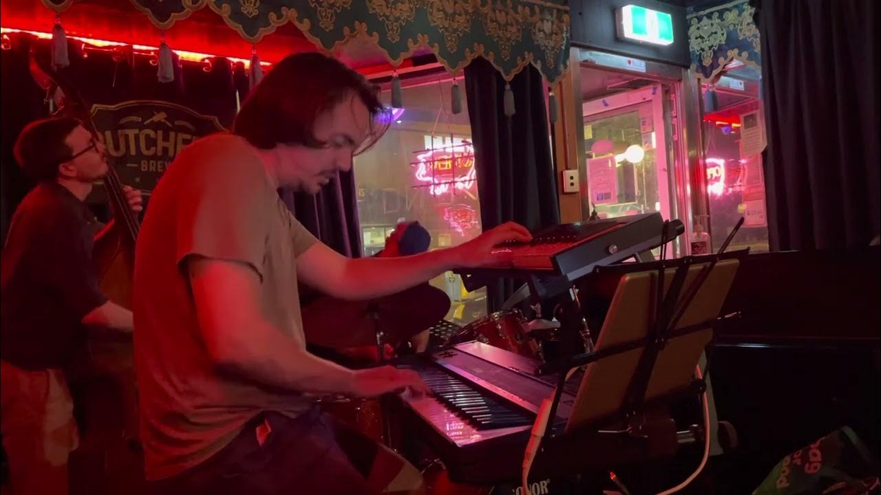 Synth Jazz!! Jazz on a Yamaha Dx7 YouTube