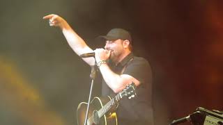 Chris Young Voices