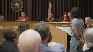 Parents at a North Texas school district protest plans to close schools