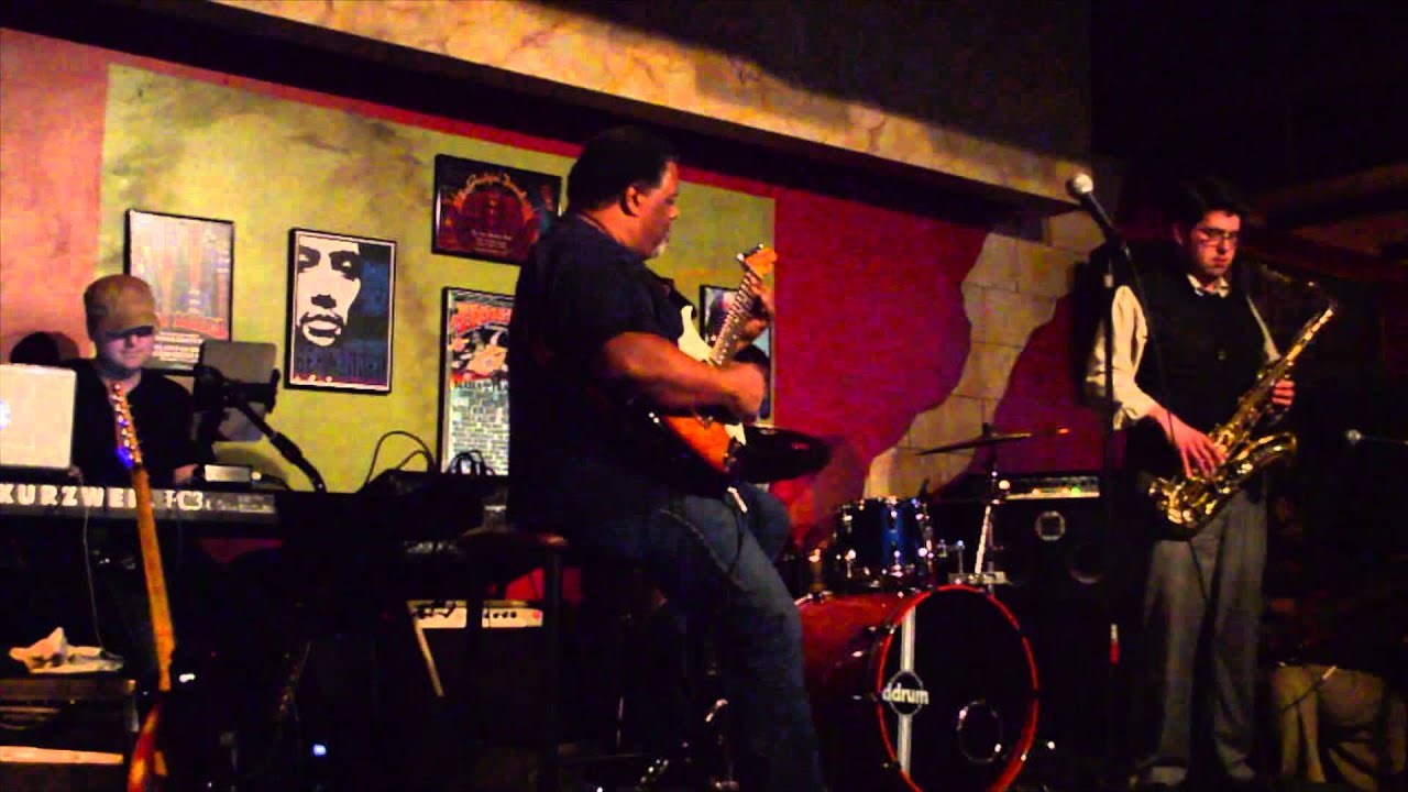 Open Blues Jam 4/22/14 Eric Brazier, Scott Ballard, and Drew Ewing